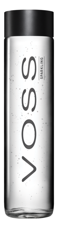 Voss Sparkling mit Kohlensäure