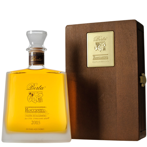 Grappa Roccanivo Barbera mit Holzkiste