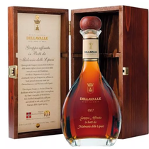 Grappa Dellavalle Affinata in Botti da Malvasia della Lipari