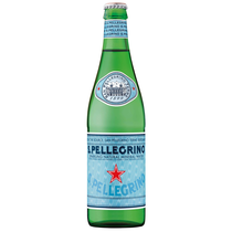 San Pellegrino mit Kohlensäure