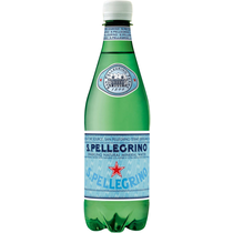 San Pellegrino mit Kohlensäure