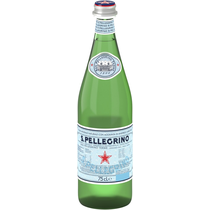 San Pellegrino mit Kohlensäure